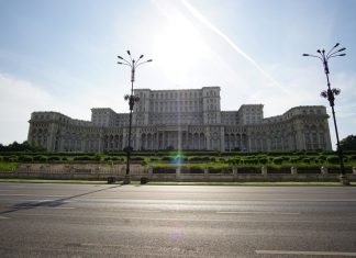 Bucharest: cinque cose da fare nella capitale romena bucharest-cinque-cose-da-fare-nella-capitale-romena-parlamento