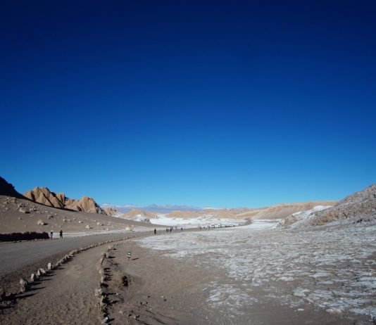 Viaggio in Cile: 3 giorni a San Pedro de Atacama viaggio-in-cile-3-giorni-a-san-pedro-de-atacama-valle-della-luna-strada