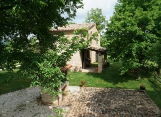 Aziende Vitivinicole e non solo, riscoprire il buon cibo nelle Marche regione-marche-monti-sibillini-dove-cosa-mangiare-agriturismo-le-borette