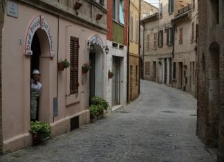 Borghi, storia e personaggi surreali: alla scoperta dei Monti Sibillini regione-marche-monti-sibillini-storia-cultura-loro-piceno