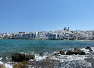 Viaggio in Grecia: cosa fare e vedere a Paros viaggio-in-grecia-cosa-fare-e-vedere-a-paros-noussa-vista